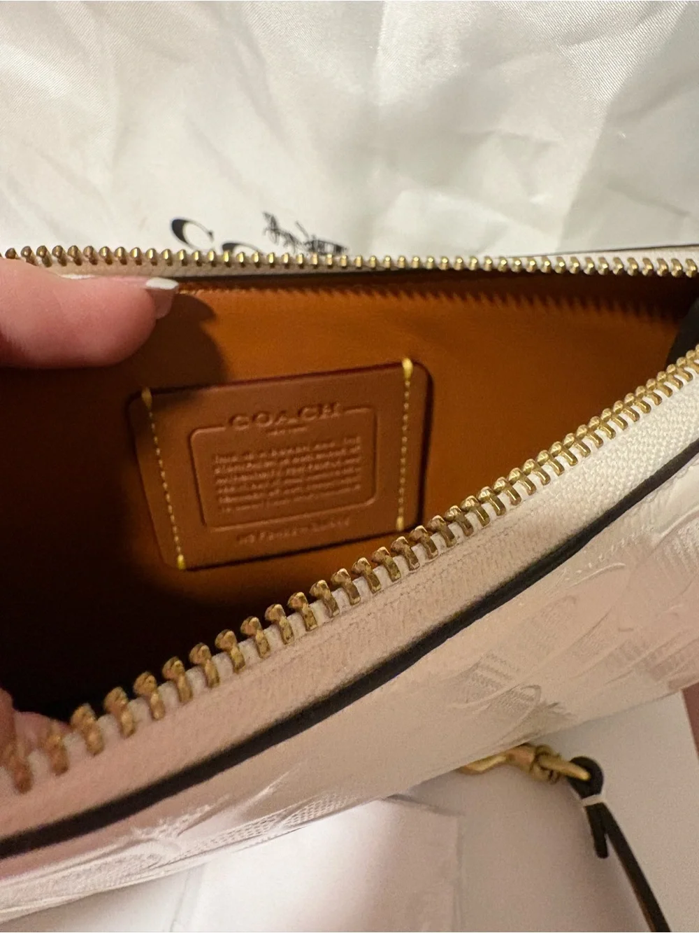 Coach wristlet ivory